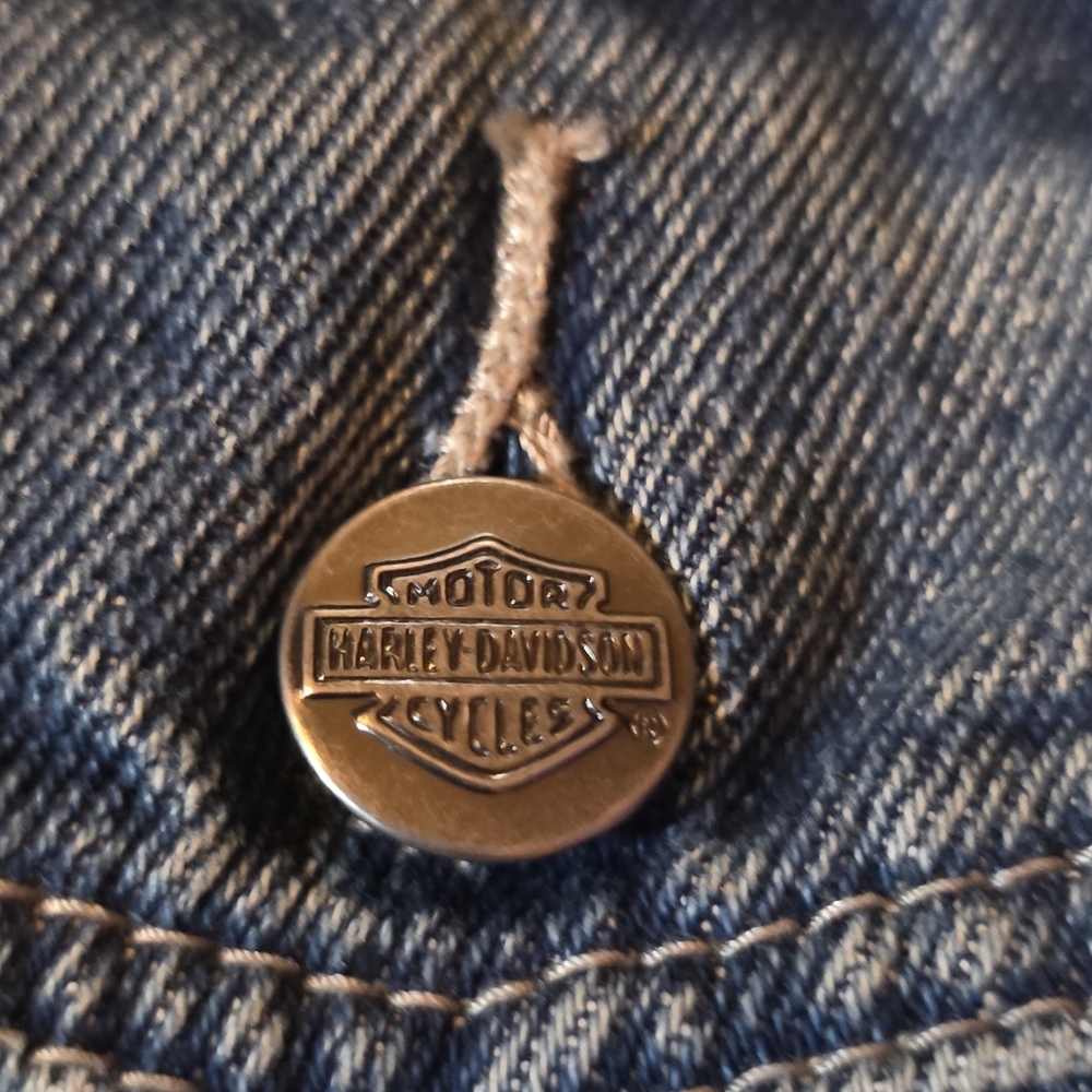 Harley-Davidson Classic Blue Denim Vest - Picture 7 of 16